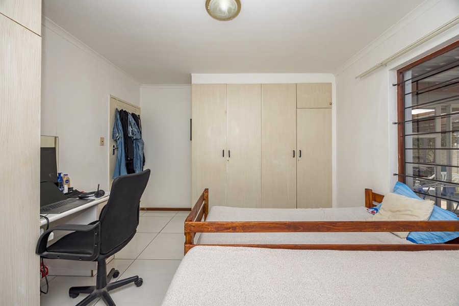 2 Bedroom Property for Sale in Table View Western Cape